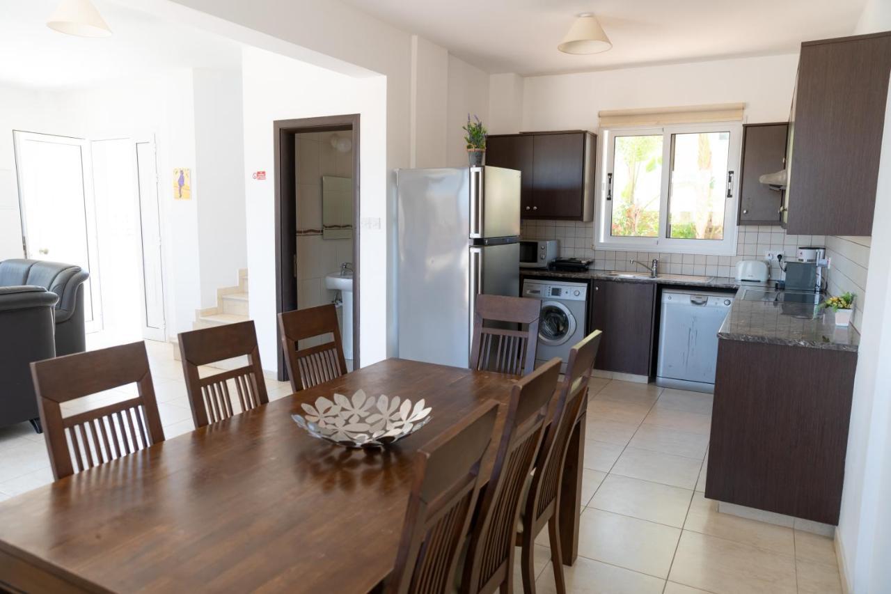 Fig Tree Villa Ekaterina 3 Bdrm Protaras Dış mekan fotoğraf