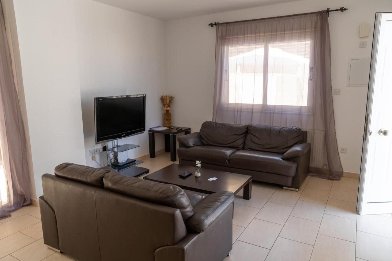 Fig Tree Villa Ekaterina 3 Bdrm Protaras Dış mekan fotoğraf